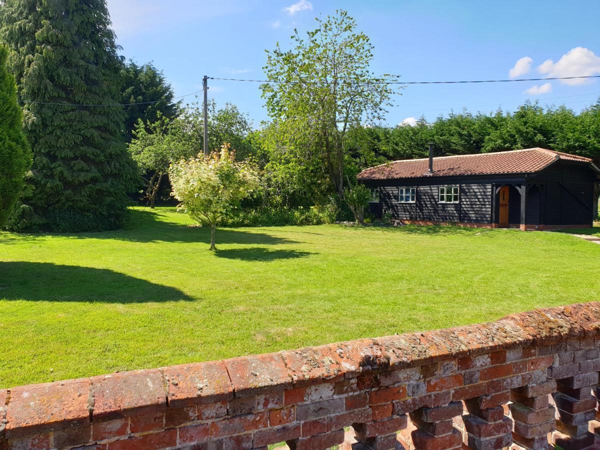 Church Farm Lodge Southburgh Exterior foto